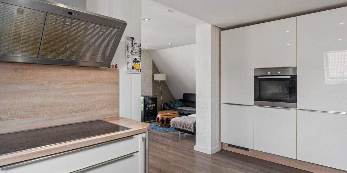 Einfamilienhaus Cuxhaven Süder-Westerwisch - 7 Zimmer, 215 m&sup2;, 449.000&euro; | Angebot:25896639