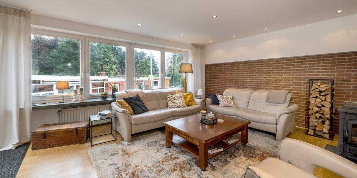 Mehrfamilienhaus, Wohnhaus Cuxhaven / Stickenbüttel Stickenbüttel - 8 Zimmer, 211 m&sup2;, 439.000&euro; | Angebot:25676361