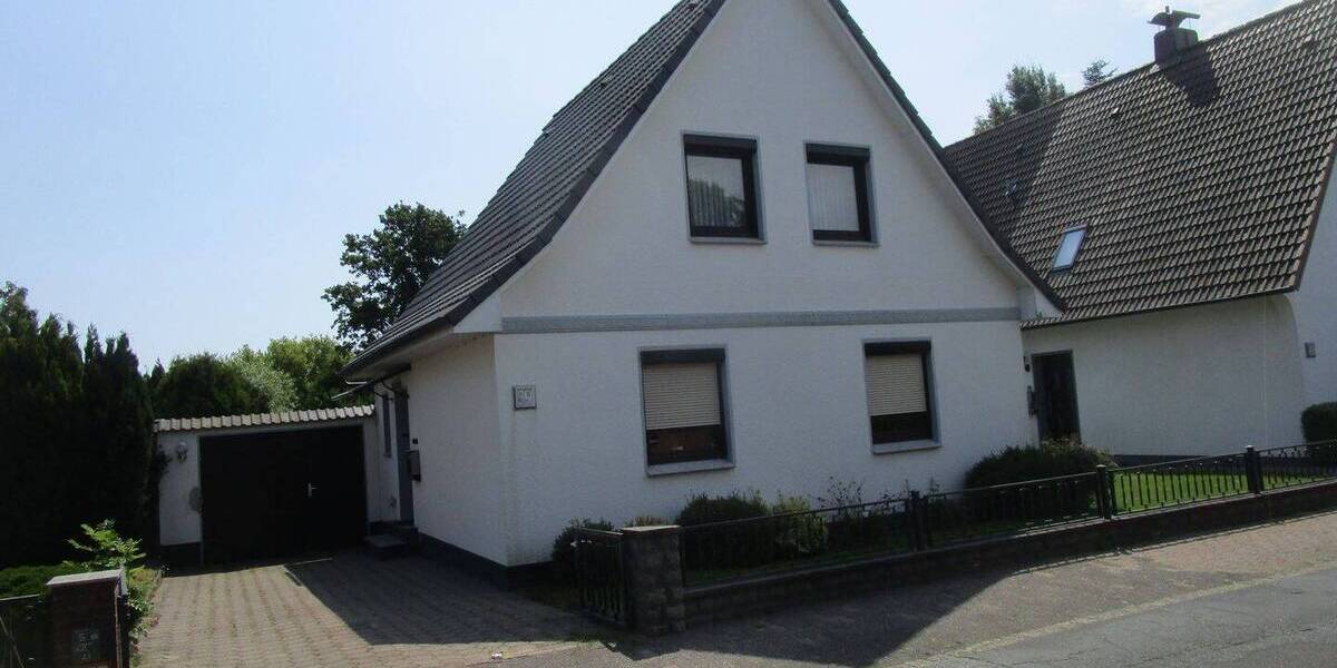 Mehrfamilienhaus, Wohnhaus Cuxhaven Groden - 105.000&euro; | Angebot:25747422