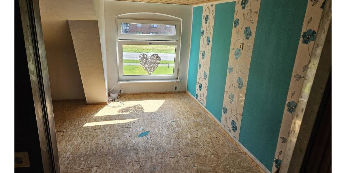 Mehrfamilienhaus, Wohnhaus Busenwurth - 7 Zimmer, 180 m&sup2;, 329.000&euro; | Angebot:25697261