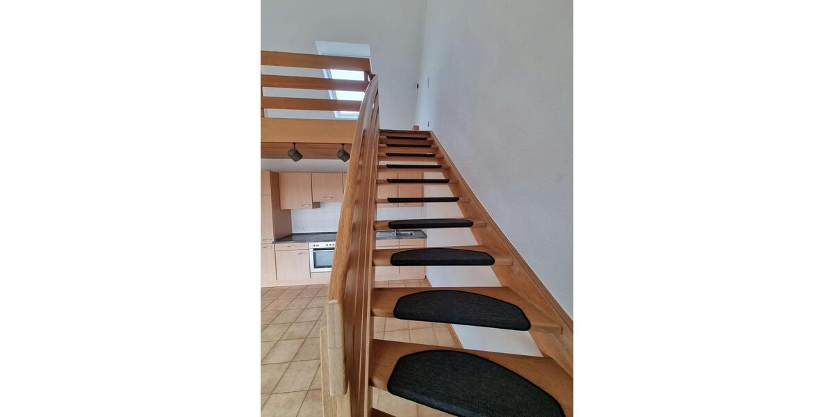 Dachgeschoßwohnung Cuxhaven - 2.5 Zimmer, 135 m&sup2;, 1.118&euro; | Angebot:26004700
