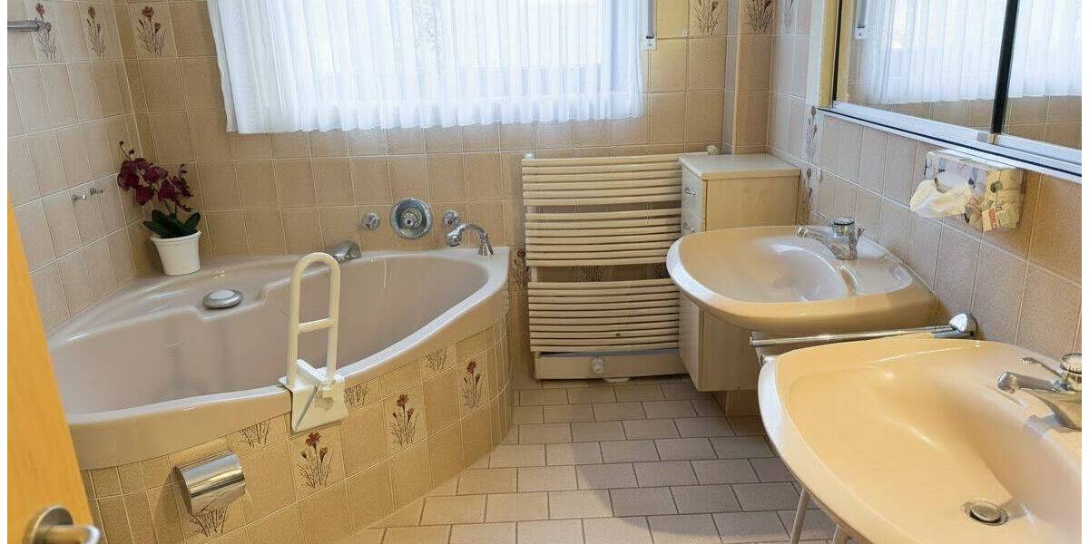 Bungalow Cadenberge - 4 Zimmer, 125 m&sup2;, 219.000&euro; | Angebot:26080266