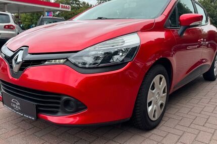 Renault Clio 113.000 km 4.900 &euro; Cuxhaven 27474