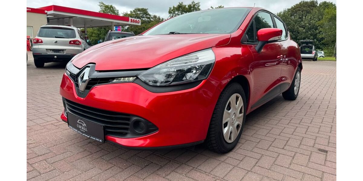 Renault Clio 113.000 km 4.900 &euro; Cuxhaven 27474