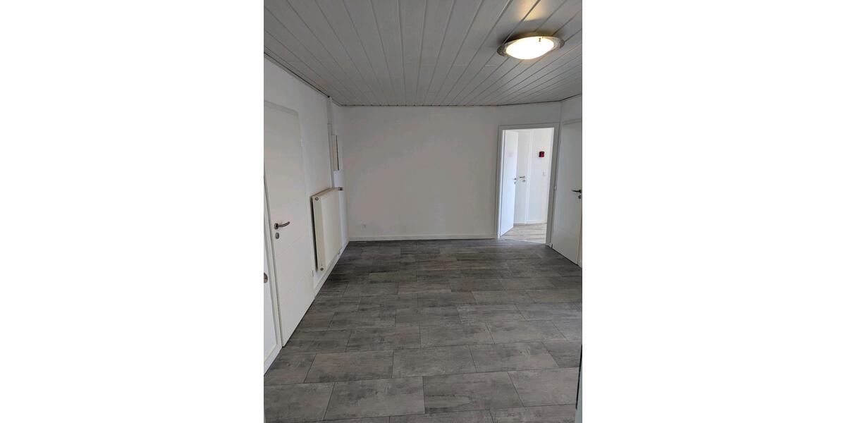 Dachgeschoßwohnung Geestland Bad Bederkesa - 4 Zimmer, 88 m&sup2;, 790&euro; | Angebot:25590478