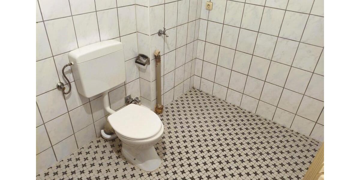 Dachgeschoßwohnung Brunsbüttel - 2.5 Zimmer, 90 m&sup2;, 700&euro; | Angebot:26677019