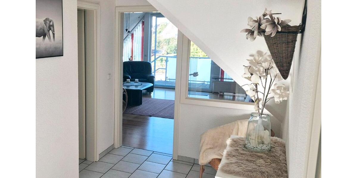 Etagenwohnung Cuxhaven Groden - 3 Zimmer, 77 m&sup2;, 89&euro; | Angebot:26566209