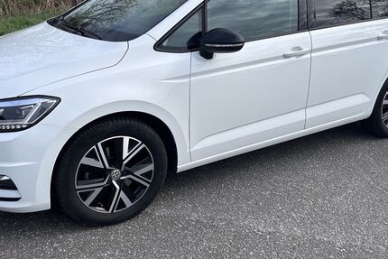 VW Touran 45.622 km 22.500 &euro; Cuxhaven 27476