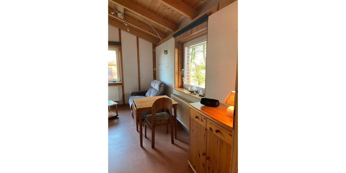 Dachgeschoßwohnung Brunsbüttel - 1 Zimmer, 25 m&sup2;, 430&euro; | Angebot:26681443