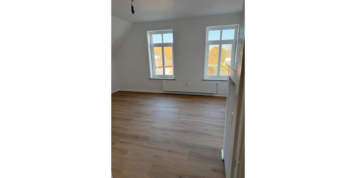 Dachgeschoßwohnung Geestland Bad Bederkesa - 4.5 Zimmer, 90 m&sup2;, 650&euro; | Angebot:25883988