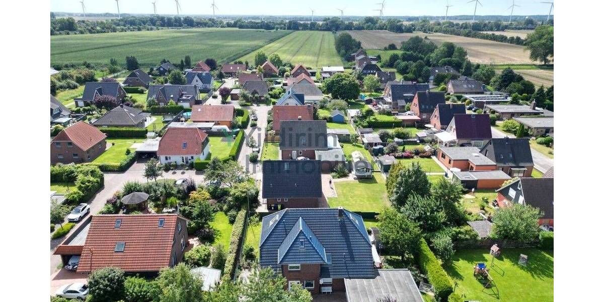 Einfamilienhaus Cuxhaven Altenbruch - 7 Zimmer, 212 m&sup2;, 495.000&euro; | Angebot:25677935