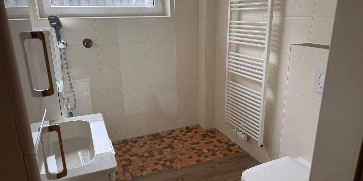 Mehrfamilienhaus, Wohnhaus Cadenberge - 6 Zimmer, 118 m&sup2;, 269.000&euro; | Angebot:25725903