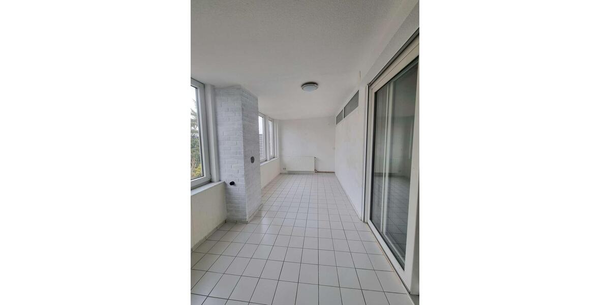 Dachgeschoßwohnung Cuxhaven - 2.5 Zimmer, 135 m&sup2;, 1.118&euro; | Angebot:26004700