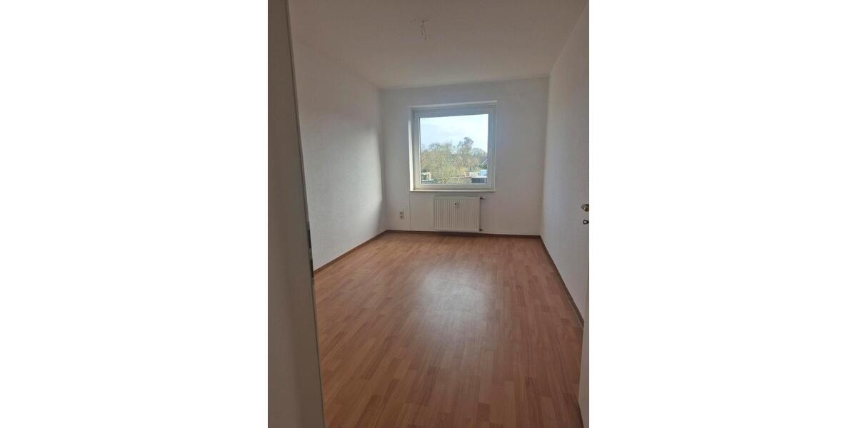 Etagenwohnung Cuxhaven - 4 Zimmer, 81 m&sup2;, 850&euro; | Angebot:25966597