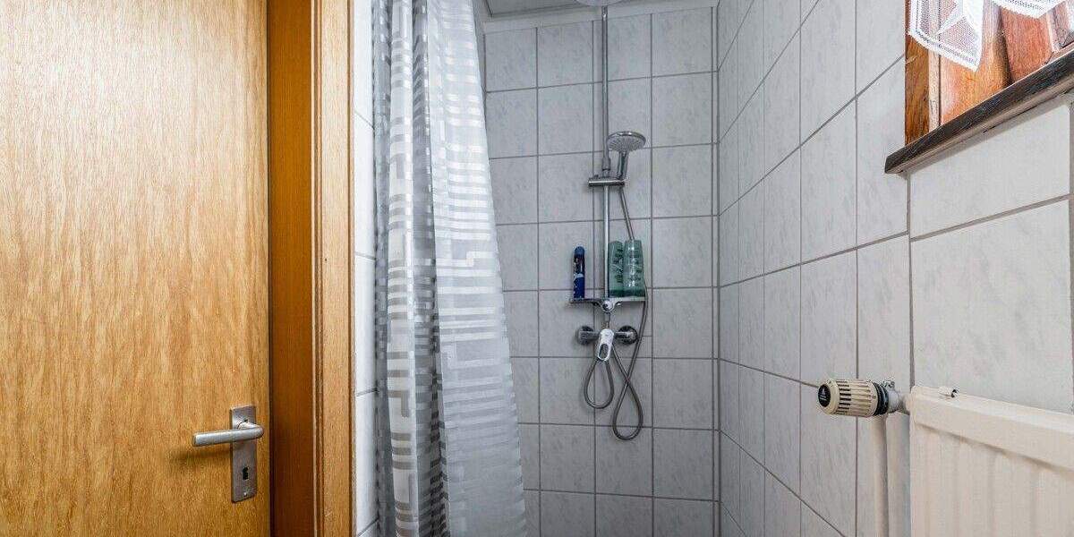 Einfamilienhaus Geestland Debstedt - 7 Zimmer, 121 m&sup2;, 195.000&euro; | Angebot:25676350