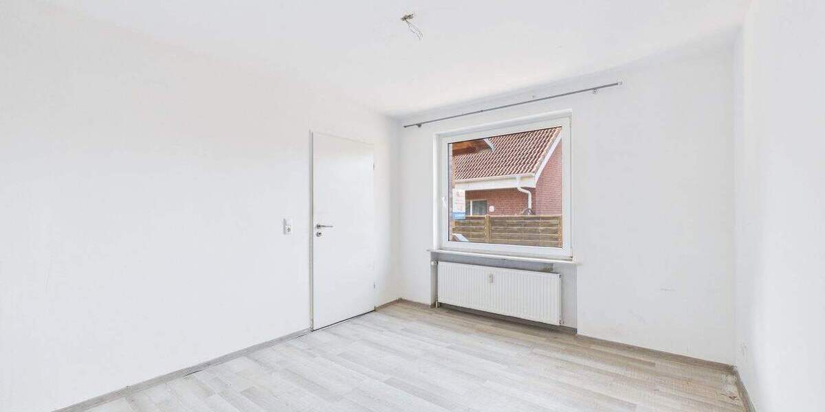 Einfamilienhaus Geestland Bad Bederkesa - 7 Zimmer, 143 m&sup2;, 235.000&euro; | Angebot:25796764