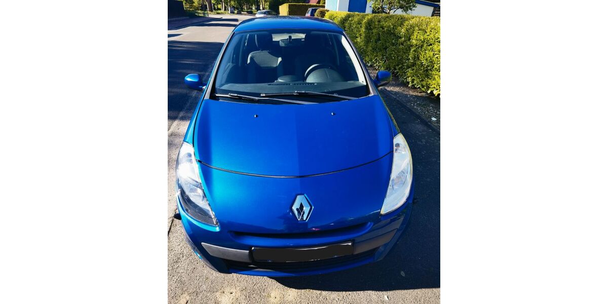 Renault Clio 111.100 km 3.600 &euro; Brunsbüttel 25541