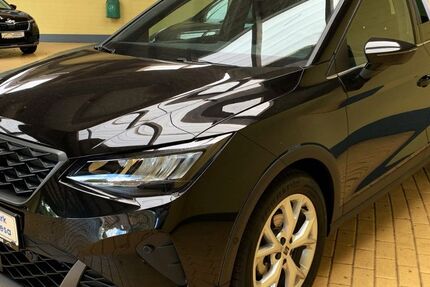 Seat Arona 1.665 km 25.470 &euro; Geestland 27624