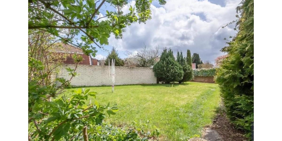 Etagenwohnung Brunsbüttel - 4 Zimmer, 90 m&sup2;, 810&euro; | Angebot:25894759