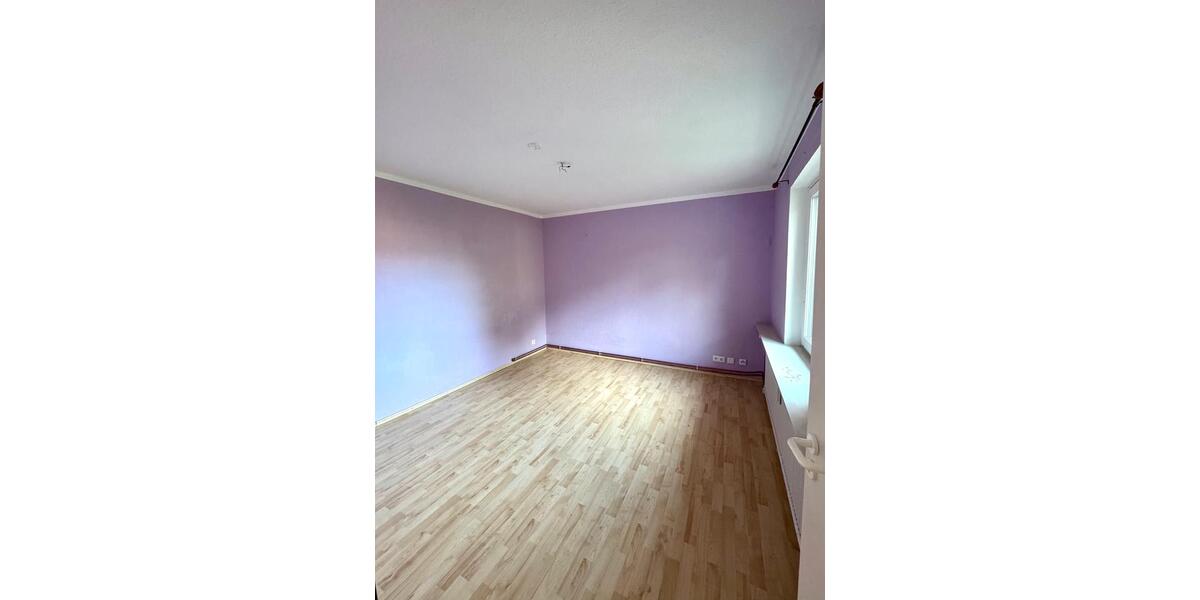 Etagenwohnung Neuhaus (Oste) - 4.5 Zimmer, 90 m&sup2;, 770&euro; | Angebot:25101012