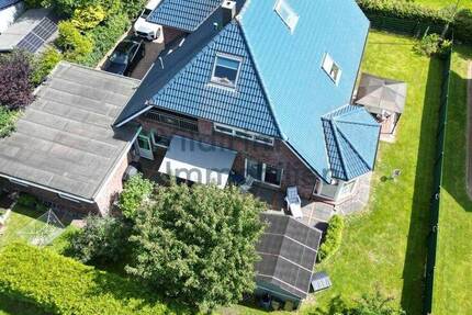 Haus Cuxhaven Altenbruch - 7 Zimmer, 212 m&sup2;, 495.000&euro; | Angebot:25677935