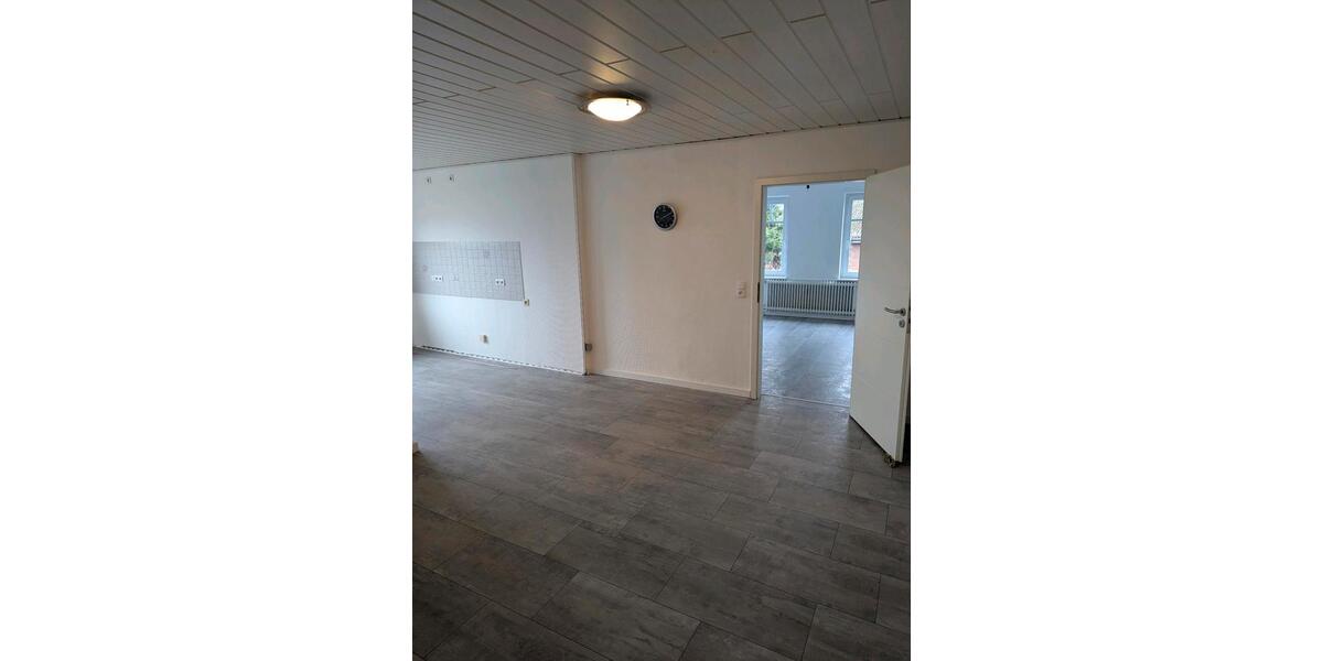 Dachgeschoßwohnung Geestland Bad Bederkesa - 4 Zimmer, 88 m&sup2;, 790&euro; | Angebot:25590478