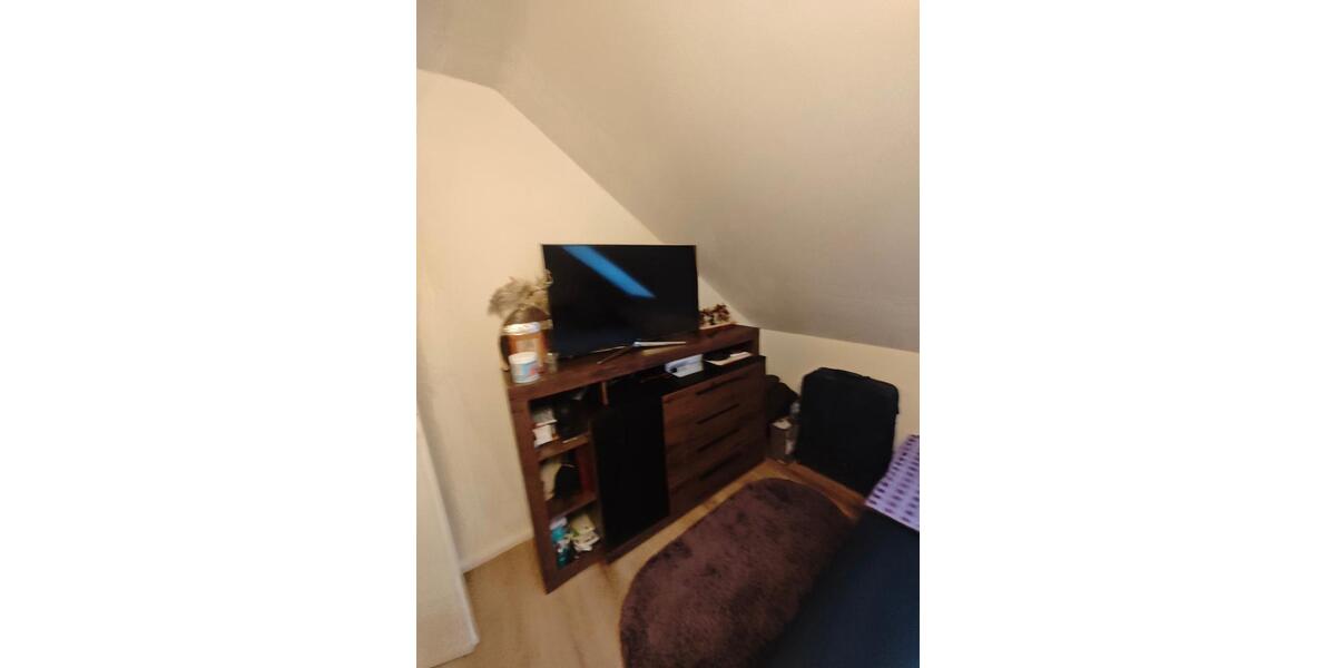 Dachgeschoßwohnung Cuxhaven - 3 Zimmer, 62 m&sup2;, 770&euro; | Angebot:25547941