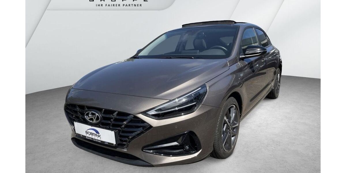 Hyundai i30 23.159 km 19.990 &euro; Cuxhaven 27472