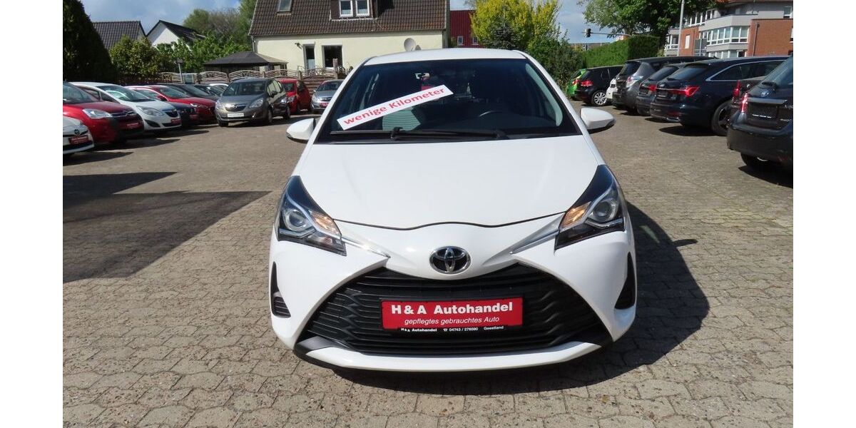 Toyota Yaris 33.690 km 11.000 &euro; Geestland 27607