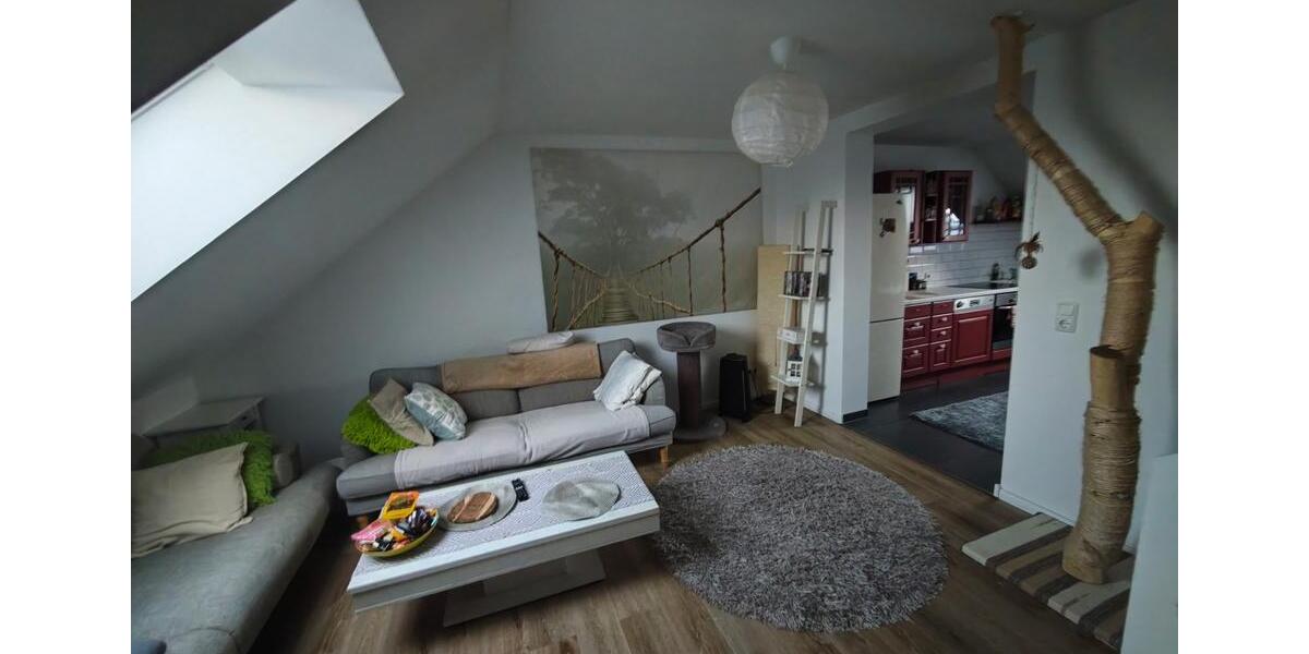 Dachgeschoßwohnung Cuxhaven - 3 Zimmer, 62 m&sup2;, 770&euro; | Angebot:25547941