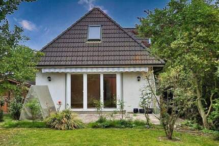 Haus Cuxhaven Döse - 3 Zimmer, 100 m&sup2;, 450.000&euro; | Angebot:25834748