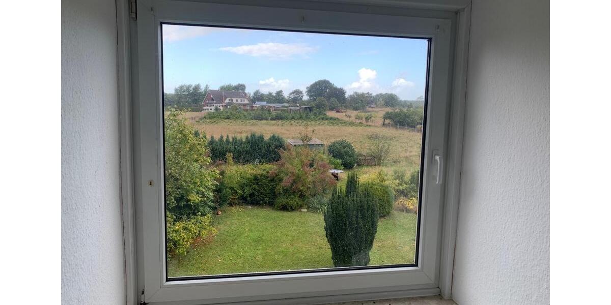 Dachgeschoßwohnung Cuxhaven Groden - 3 Zimmer, 62 m&sup2;, 500&euro; | Angebot:26536731