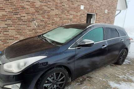 Hyundai i40 134.000 km 7.500 &euro; Brunsbüttel 25541