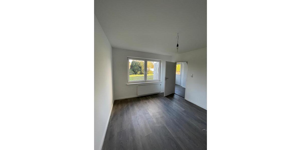 Einfamilienhaus Cuxhaven Groden - 7 Zimmer, 163 m&sup2;, 219.000&euro; | Angebot:25937566