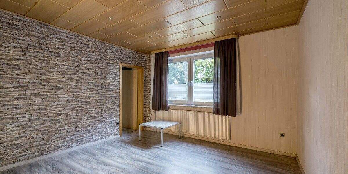 Einfamilienhaus Geestland Debstedt - 7 Zimmer, 121 m&sup2;, 195.000&euro; | Angebot:25676350