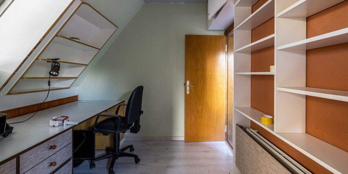 Einfamilienhaus Geestland Debstedt - 7 Zimmer, 121 m&sup2;, 195.000&euro; | Angebot:25676350