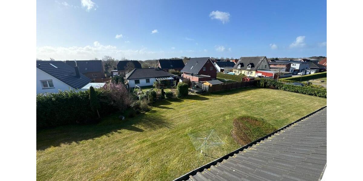 Dachgeschoßwohnung Wurster Nordseeküste - 3 Zimmer, 78 m&sup2;, 600&euro; | Angebot:25917972