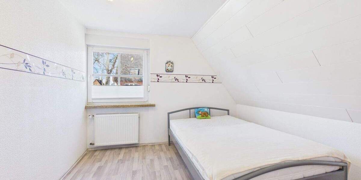 Etagenwohnung Cuxhaven Döse - 4 Zimmer, 95 m&sup2;, 239.000&euro; | Angebot:25666578