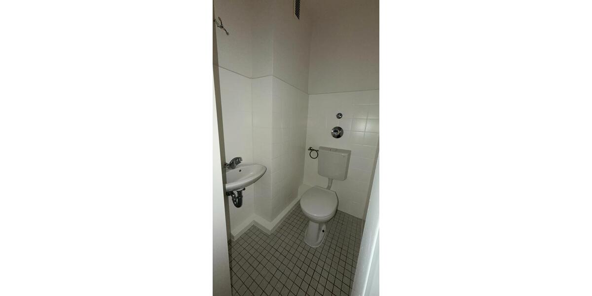 Etagenwohnung Brunsbüttel - 3 Zimmer, 77 m&sup2;, 654&euro; | Angebot:26635392