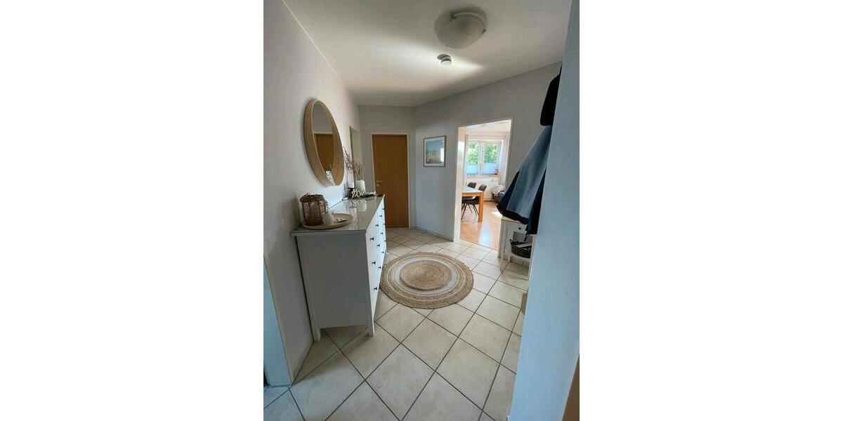 Dachgeschoßwohnung Geestland - 3 Zimmer, 65 m&sup2;, 540&euro; | Angebot:26003904