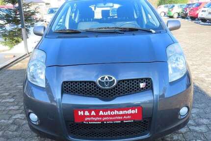 Toyota Yaris 210.200 km 3.499 &euro; Geestland 27607