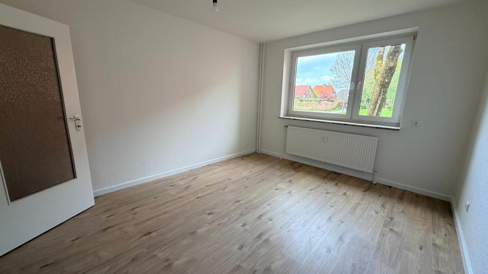Etagenwohnung Brunsbüttel - 3 Zimmer, 77 m&sup2;, 654&euro; | Angebot:26635392