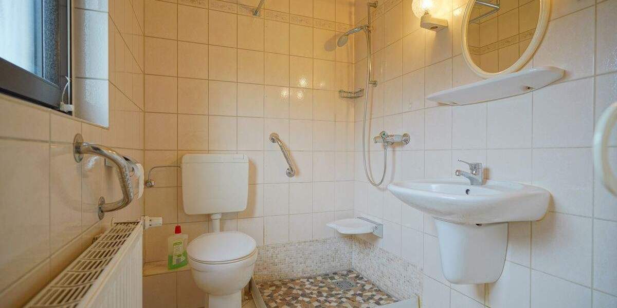 Einfamilienhaus Geestland Imsum - 6 Zimmer, 129 m&sup2;, 179.000&euro; | Angebot:25769375