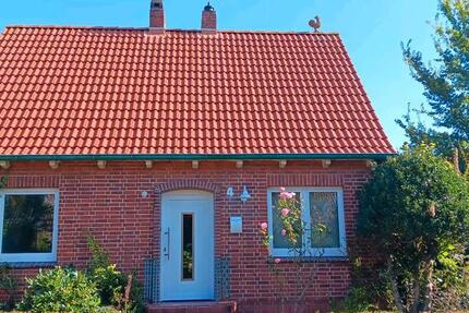 Haus Cuxhaven Duhnen - 3 Zimmer, 74 m&sup2;, 1.000&euro; | Angebot:27606884