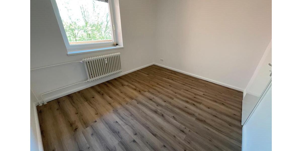Etagenwohnung Brunsbüttel - 4 Zimmer, 85 m&sup2;, 669&euro; | Angebot:26365505