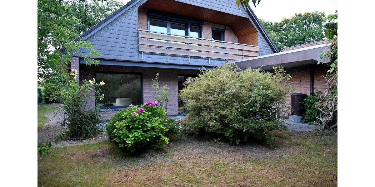 Erdgeschoßwohnung Cuxhaven Duhnen - 4 Zimmer, 126 m&sup2;, 1.450&euro; | Angebot:26031887