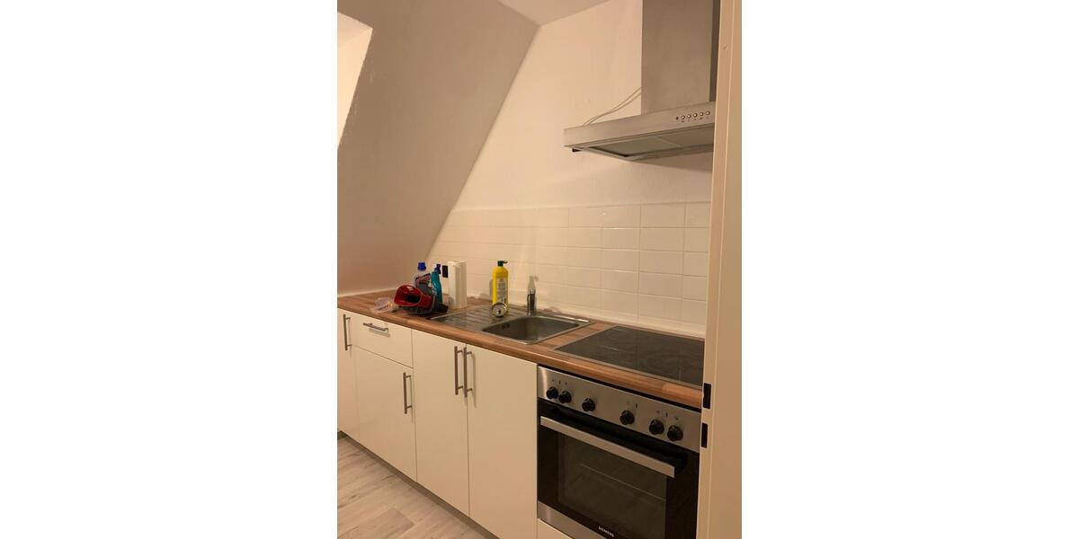 Dachgeschoßwohnung Cuxhaven Groden - 3 Zimmer, 62 m&sup2;, 500&euro; | Angebot:26536731