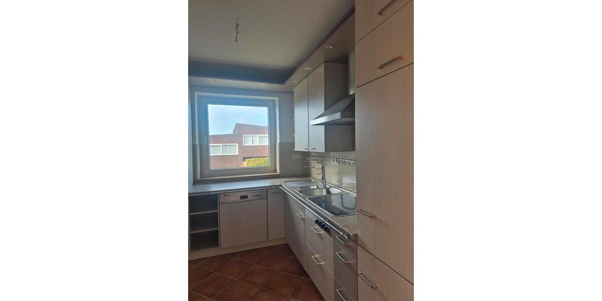 Etagenwohnung Cuxhaven - 4 Zimmer, 81 m&sup2;, 850&euro; | Angebot:25966597