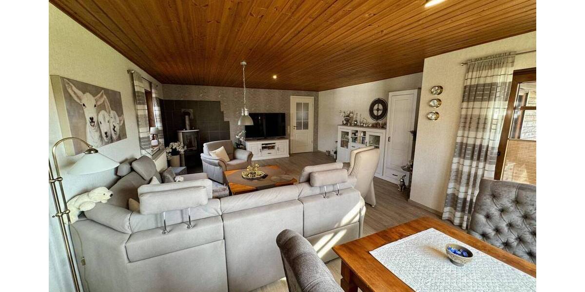 Bungalow Brunsbüttel - 3 Zimmer, 111 m&sup2;, 319.000&euro; | Angebot:26117684