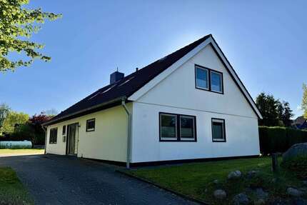 Haus Otterndorf - 9 Zimmer, 210 m&sup2;, 329.000&euro; | Angebot:25201893